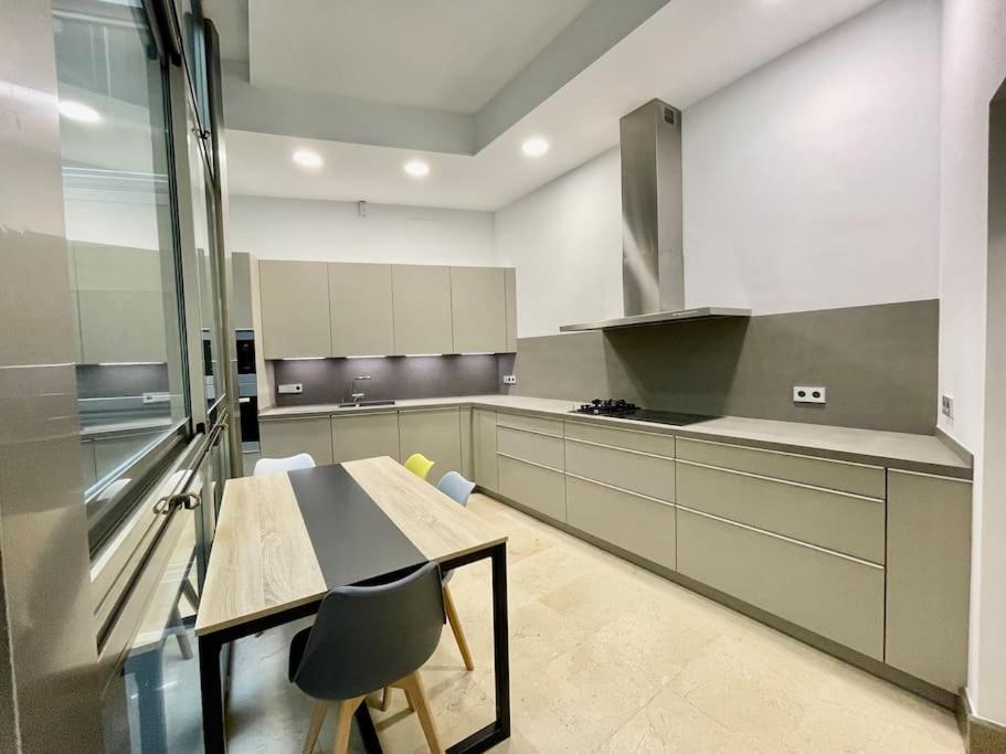 Villa Fdez Amazing House By Cathedral And Giralda With Private Pool Sevilla Exterior foto